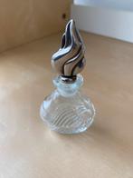 Antiek parfumflesje, Antiek en Kunst, Antiek | Glas en Kristal, Ophalen of Verzenden