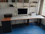 Mooi bureau met veel werkblad, Huis en Inrichting, Bureaus, Ophalen, Zo goed als nieuw