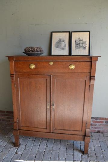 Prachtige antieke eiken houten Empire meidenkast, dressoir. beschikbaar voor biedingen