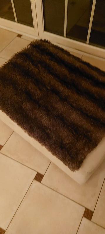 Living bruine plaid  beschikbaar voor biedingen