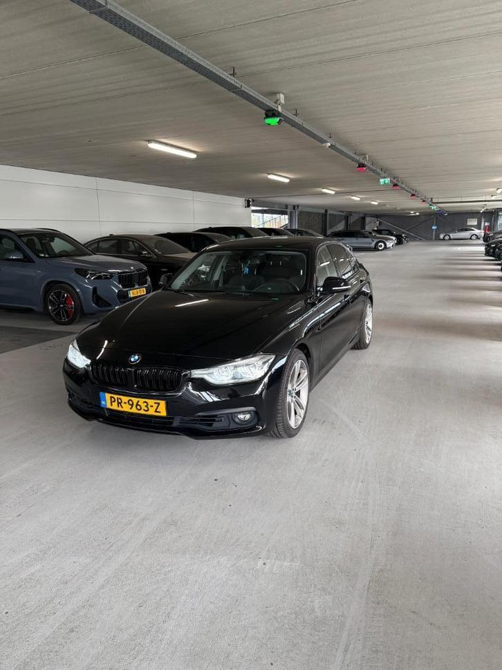 BMW 3-Serie 320i 184pk Aut 2017 Zwart, Auto's, BMW, Particulier, 3-Serie, ABS, Adaptieve lichten, Adaptive Cruise Control, Airbags
