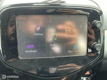 Autoradio Peugeot 108 Toyota AYGO Citroen C1 ('14-'21) beschikbaar voor biedingen
