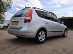 Hyundai i30 CW 1.4i Blue Dynamic (Vol-Opties!) Youngtimer, Auto's, Hyundai, Voorwielaandrijving, Gebruikt, 4 cilinders, Origineel Nederlands