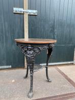 Victoriaans bistrotafeltje tafel met koper bovenblad