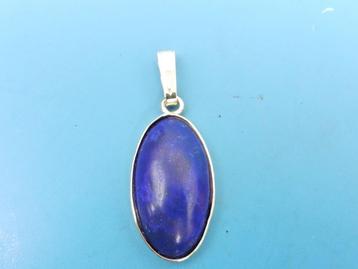 Gouden hanger met lapis lazuli                            L1 beschikbaar voor biedingen