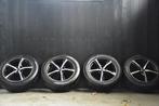 Een prachtig winterset voor een Volvo XC90., Gebruikt, Banden en Velgen, Winterbanden, 235 mm