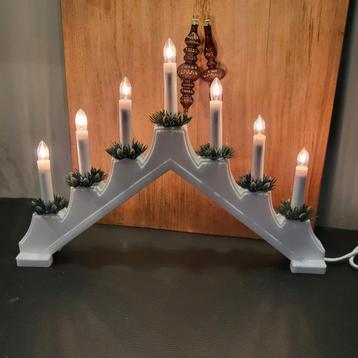 Witte Kunststof Kaarsenbrug - 41x30cm beschikbaar voor biedingen