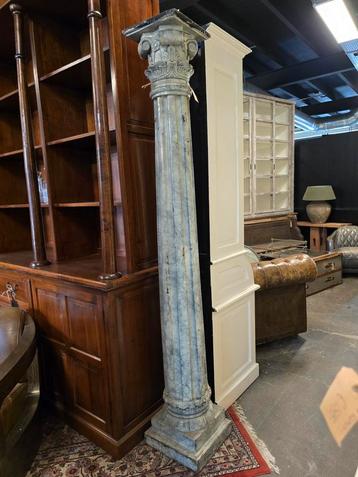 Antieke hoge zuil | pilaar | plantentafel | kerkzuil 210 cm  beschikbaar voor biedingen