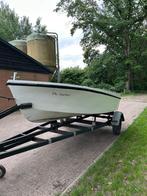 Mooi polyester sloepje inclusief trailer en motor, Watersport en Boten, Ophalen, Tot 10 pk, Zo goed als nieuw, 3 tot 6 meter