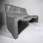 Vintage 80's "Gulwing" sofa grey leather, Huis en Inrichting, Banken | Bankstellen, 100 tot 125 cm, 150 tot 200 cm, Rechte bank
