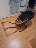 Vintage poppenwagen., Ophalen