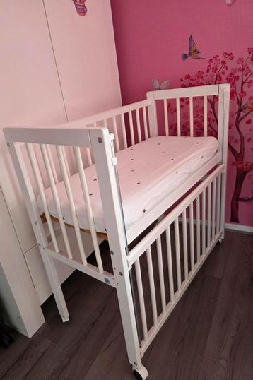 Petit Amelie co sleeper / wiegje beschikbaar voor biedingen