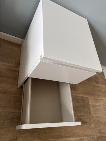 IKEA Malm Nachtkastje - 40x55x48 cm - afbeelding 3