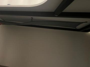 IKEA BEKANT bureau met zwarte poten - afbeelding 2