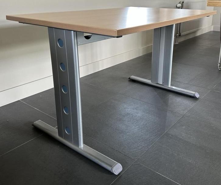 Buro kleur Perenhout, Huis en Inrichting, Bureaus, Gebruikt, Bureau, Ophalen