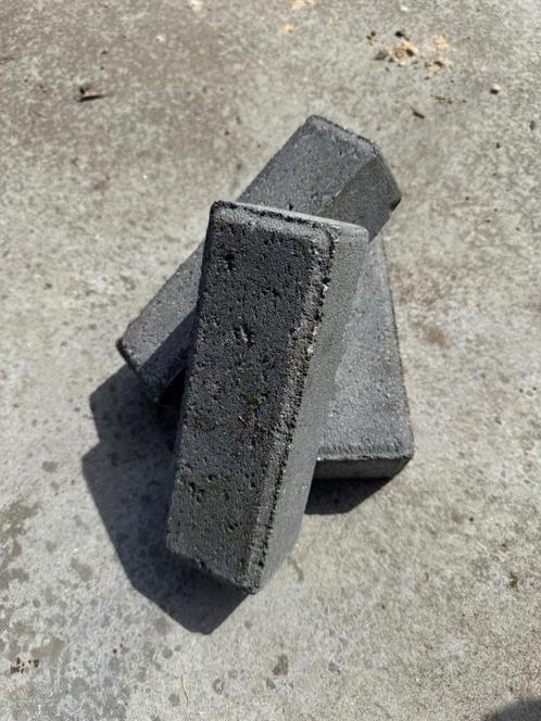 780 betonklinkers grijs, waalformaat 21x7x6, Tuin en Terras, Tegels en Klinkers, Gebruikt, Klinkers, Beton, 10 m² of meer, Ophalen