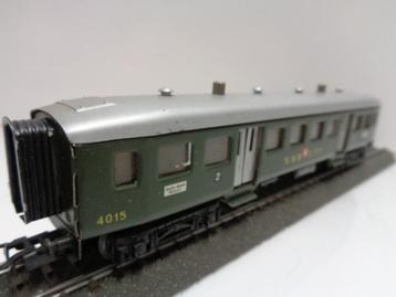 Marklin(b) 4015 SBB personen rijtuig. (H0) beschikbaar voor biedingen