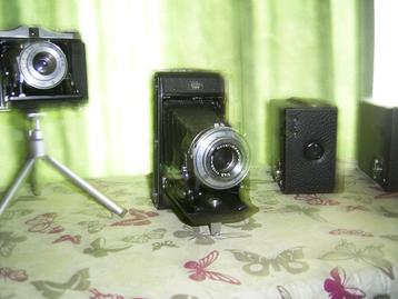 Analoge foto toestel verzameling. beschikbaar voor biedingen