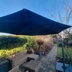 Grote Parasol met Voet & Hoes - Goede Staat!, Tuin en Terras, Parasols, Ophalen, Zweefparasol