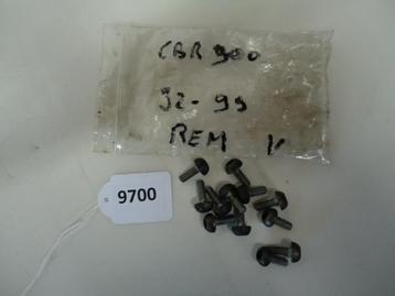 GSXR750 1998 - 2000, 1996 - 1997 Suzuki Bout D1-12121 beschikbaar voor biedingen