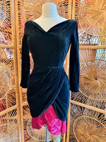 YatvaVintage: YV4458: Vintage Fero Couture Dress beschikbaar voor biedingen