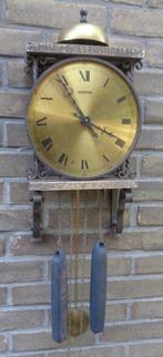 Vintage wandklok met smeedijzer, Ophalen of Verzenden