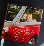 Efteling 60 jaar bestaan boek “Zijn we d’r al?” COMPLEET, Verzamelen, Efteling, Ophalen, Zo goed als nieuw, Overige typen