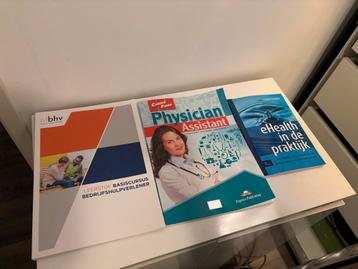 Schoolboeken beschikbaar voor biedingen