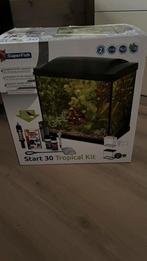 Nieuw aquarium 25L ( 30 tropical kit van superfish), Ophalen of Verzenden, Zo goed als nieuw