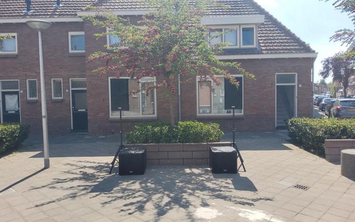 TEKOOP QSC 2x KW152 2xKW181, Muziek en Instrumenten, Overige Muziek en Instrumenten, Gebruikt, Ophalen