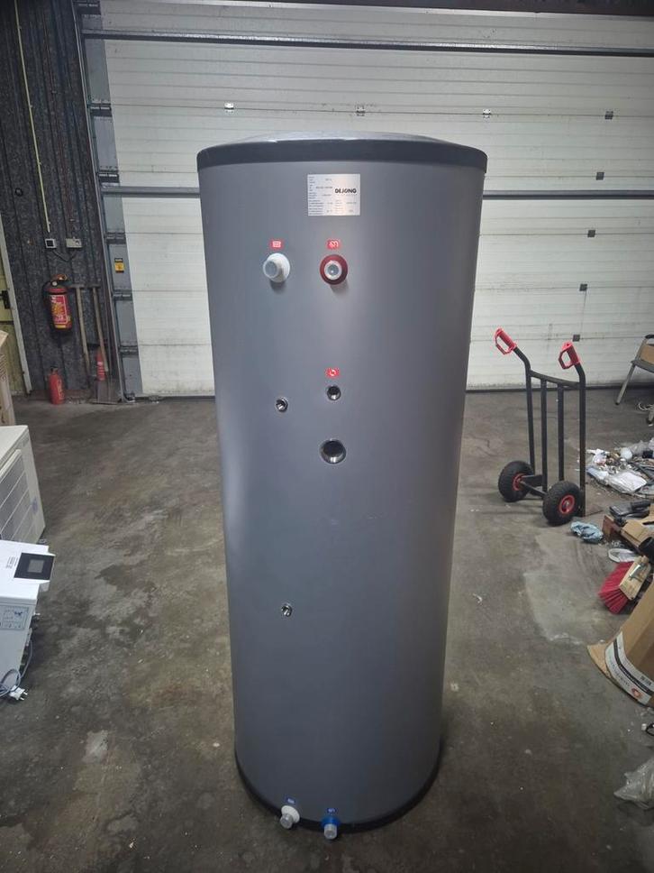 Nieuwe warmtepomp boiler 300- liter, Doe-het-zelf en Verbouw, Geisers en Boilers, Nieuw, Boiler, 100 liter of meer, Minder dan 3 jaar oud