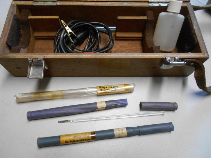 Thermometer set?, Verzamelen, Militaria | Algemeen, Landmacht, Overige typen, Nederland, Ophalen of Verzenden