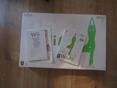 Nintendo wii FIT GAME + BALANCE BOARD in DOOS, Spelcomputers en Games, Games | Nintendo Wii, Zo goed als nieuw, Sport, 1 speler