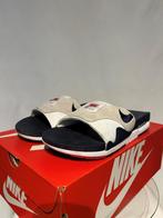 ALS NIEUW! Maat 41 - Nike Air Max 1 Slide Obsidian Red, Kleding | Heren, Schoenen, Overige kleuren, Verzenden, Nike, Nike