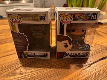 2x Funko Pops, Red Knight (89) en Marty McFly (245) beschikbaar voor biedingen