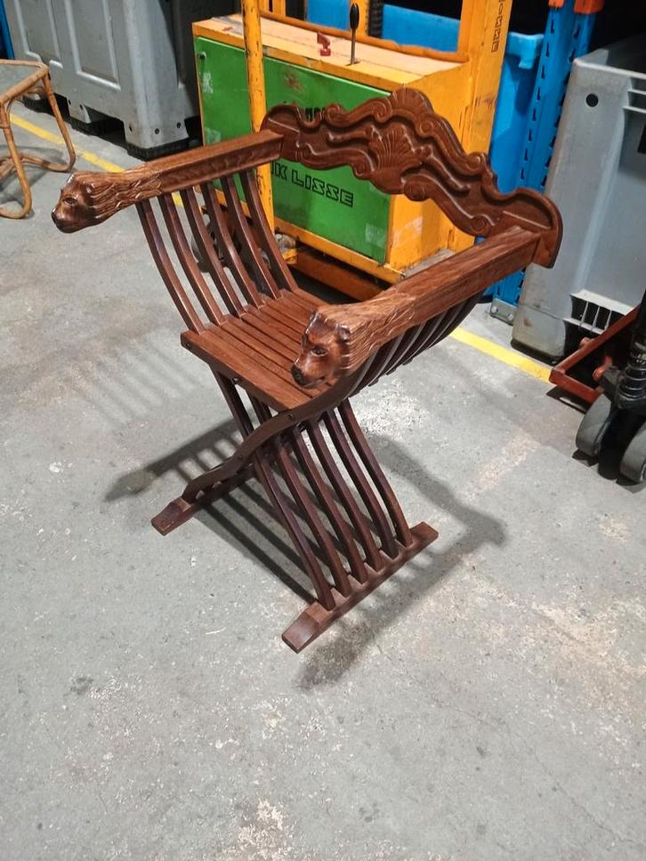 Dagobert stoel, Antiek en Kunst, Antiek | Meubels | Stoelen en Banken, Ophalen