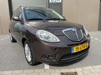 Lancia Ypsilon 1.4 8V 2010 Bruin, Voorwielaandrijving, Stof, 4 cilinders, Bruin