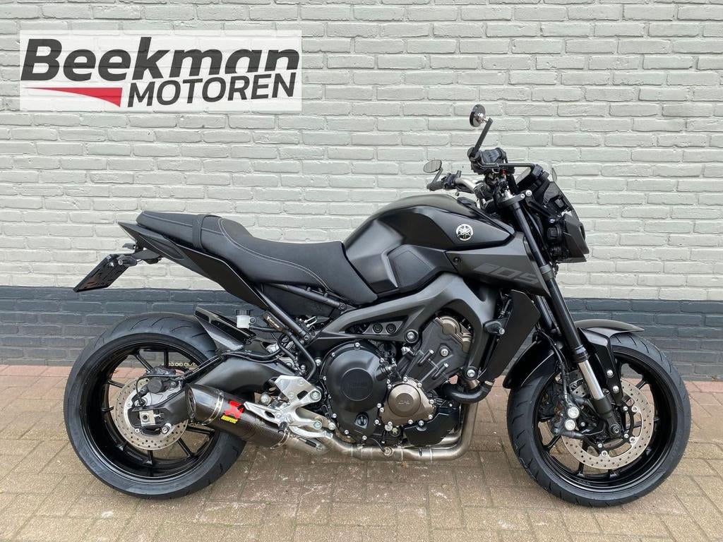 YAMAHA MT 09 ABS (bj 2020) MT09 / NL / Akrapovic / TECHBLACK, Motorrijbewijs A, Bedrijf, Meer dan 35 kW, YAMAHA