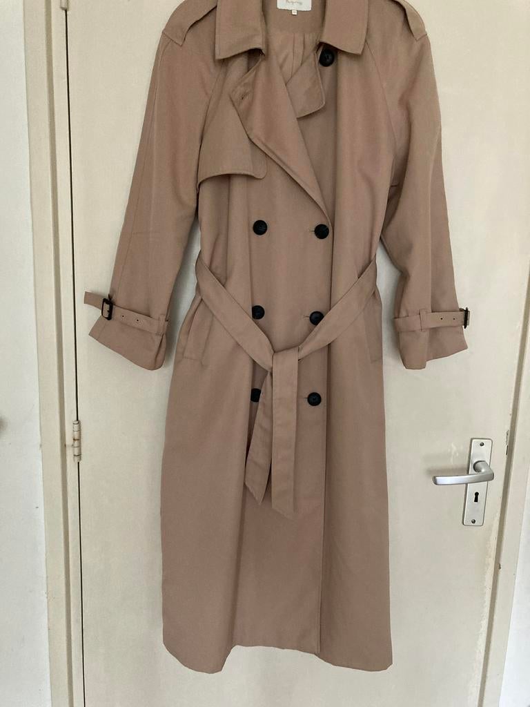 Nieuwe ONLY lange Trenchcoat met ceintuur, Ophalen of Verzenden, Nieuw, Maat 34 (XS) of kleiner, Beige