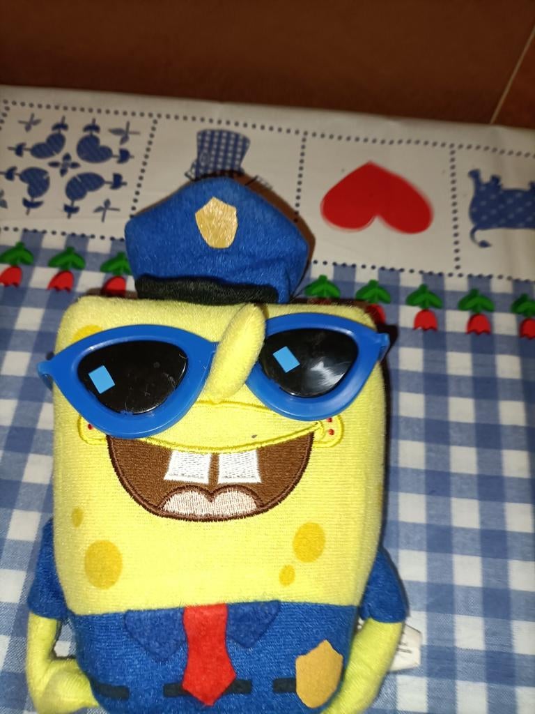 SpongeBob Squarepants knuffel politie policy 22 cm groot, Ophalen of Verzenden, Zo goed als nieuw, Overige typen