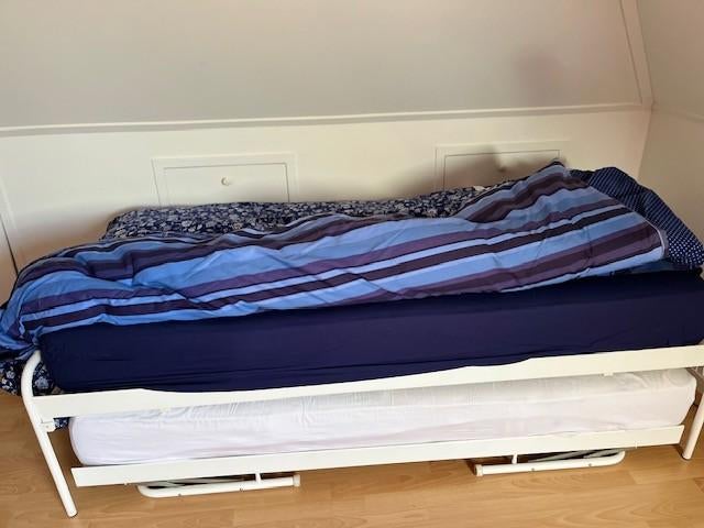 Inklapbare bedden, Huis en Inrichting, Slaapkamer | Bedden, Ophalen, Gebruikt, 90 cm, Eenpersoons