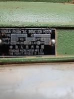 Elektromotor links en rechts draaiend - 370W, Doe-het-zelf en Verbouw, Ophalen of Verzenden, Gebruikt, Elektromotor, 1400 tot 1800 rpm