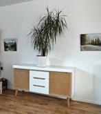 Mooi wit klein dressoir / buffet kastje, Huis en Inrichting, Kasten | Dressoirs, Ophalen, Gebruikt, 150 tot 200 cm, Modern