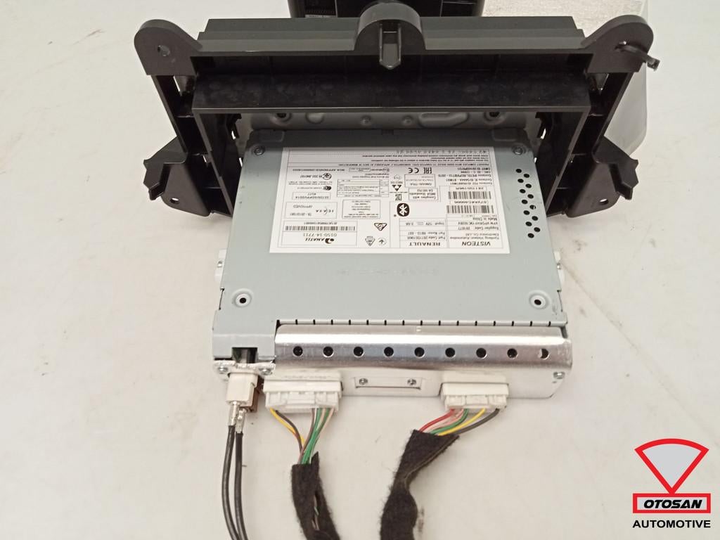 Renault Twingo 3 2014+ Multi Media Systeem 281155196R, Renault Group, Gebruikt, Contact.group@renault.com, Renault