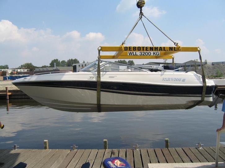 Four Winns Horizon 200 Bowrider, Watersport en Boten, Speedboten, Zo goed als nieuw, 6 meter of meer, Benzine, 200 pk of meer