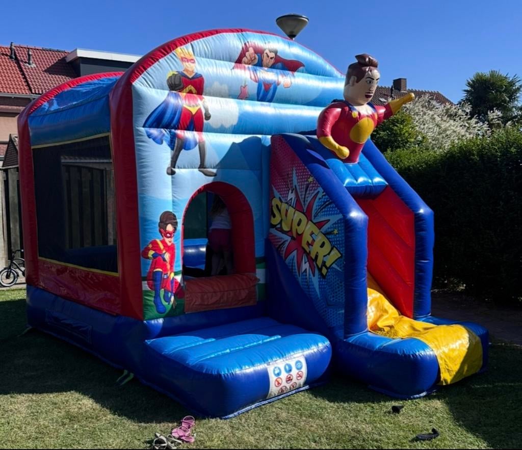 Verhuur SUPERHELDEN springkussen, Ophalen, Zo goed als nieuw, Overige