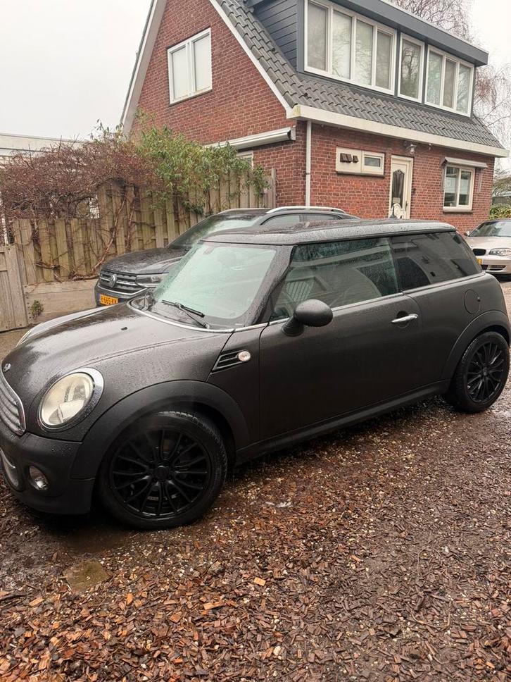 Mini 1.6 ONE 2011 Zwart, Auto's, Mini, Particulier, Benzine, B, Hatchback, Handgeschakeld, Origineel Nederlands, Zwart, Voorwielaandrijving