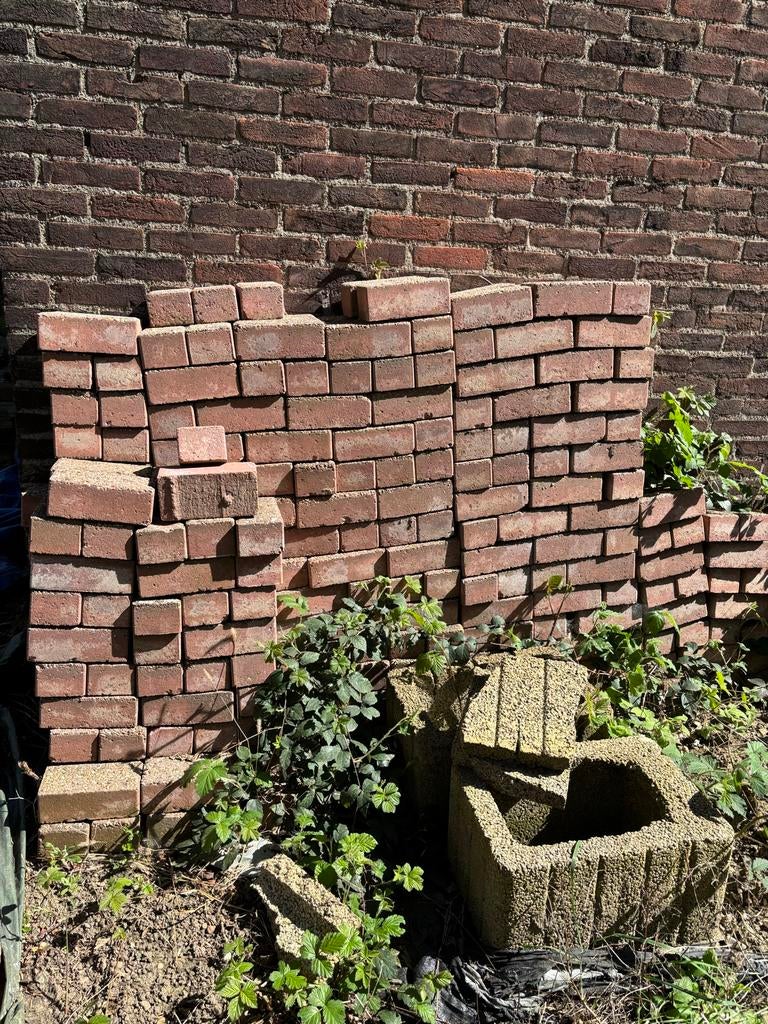 Gratis af te halen: flinke stapel klinkers, Doe-het-zelf en Verbouw, Metselstenen, Ophalen, Gebruikt, Bakstenen