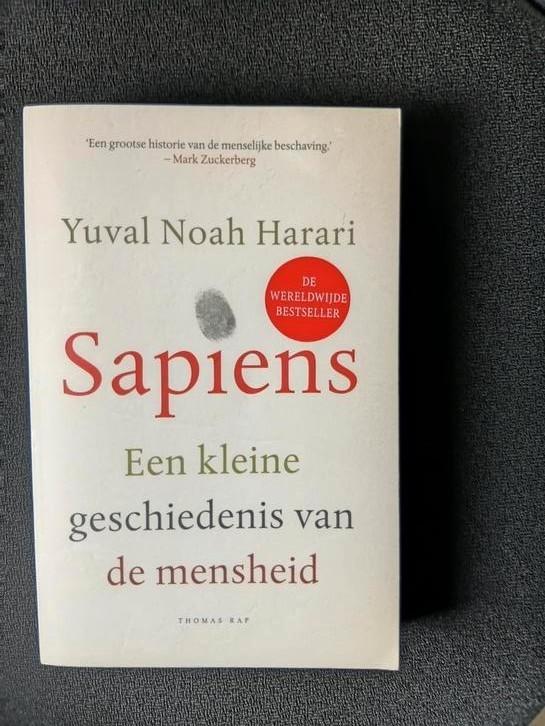 Yuval Noah Harari - Sapiens, Boeken, Overige Boeken, Zo goed als nieuw, Ophalen of Verzenden