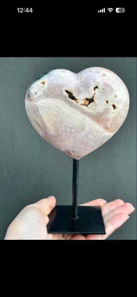 Roze amethist hart op standaard, Sieraden, Tassen en Uiterlijk, Edelstenen, Ophalen of Verzenden, Zo goed als nieuw